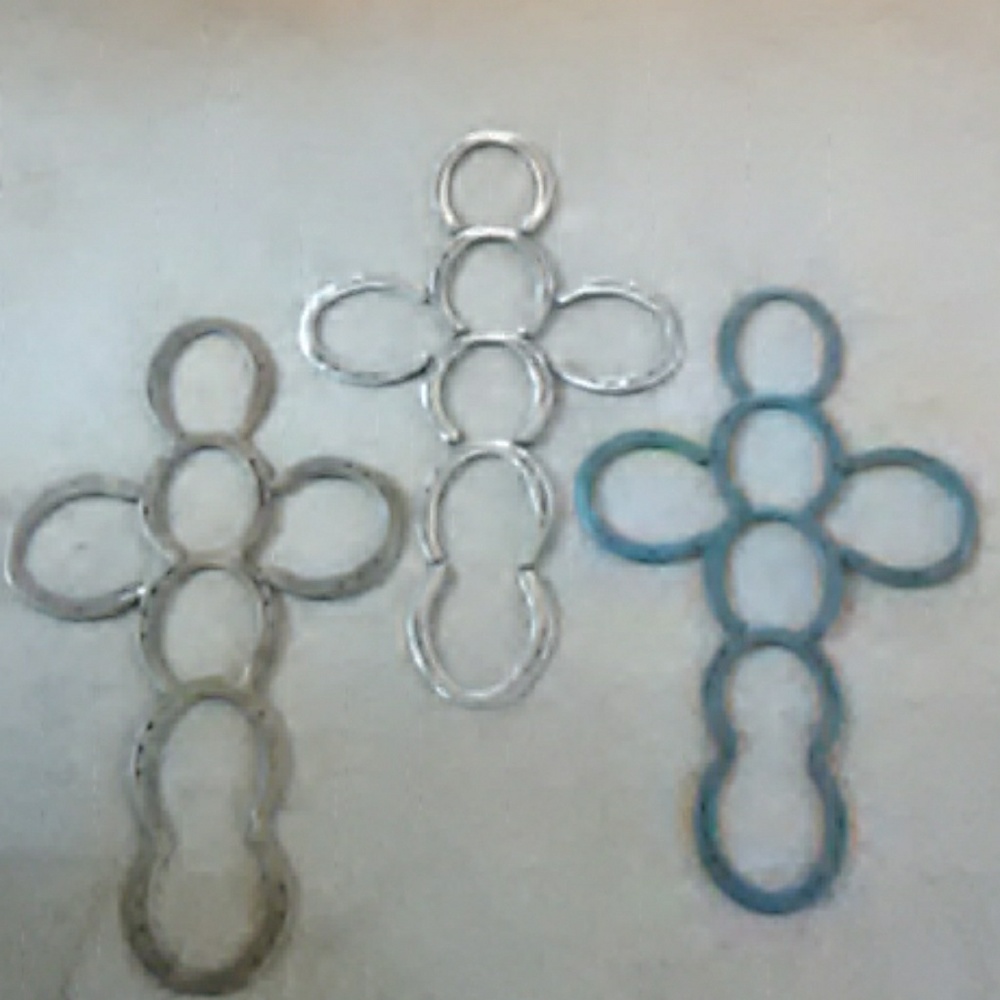Horse shoe crosses